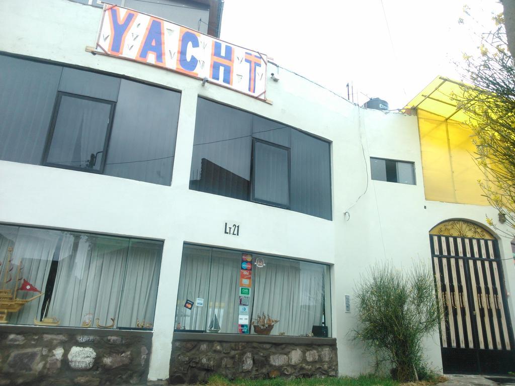 Yacht Lago Titicaca Chucuito Luaran gambar