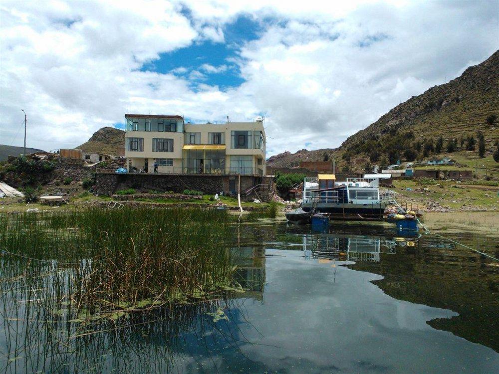Yacht Lago Titicaca Chucuito Luaran gambar