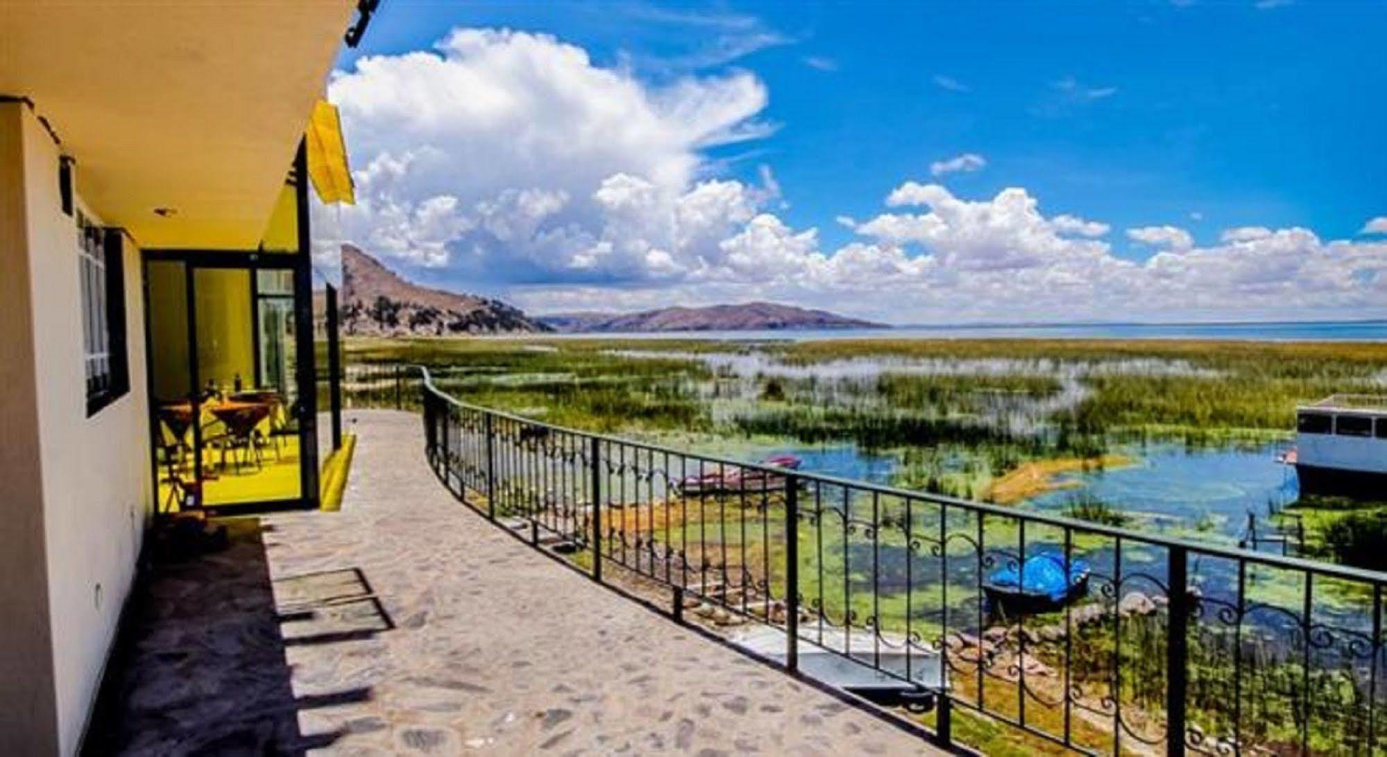 Yacht Lago Titicaca Chucuito Luaran gambar