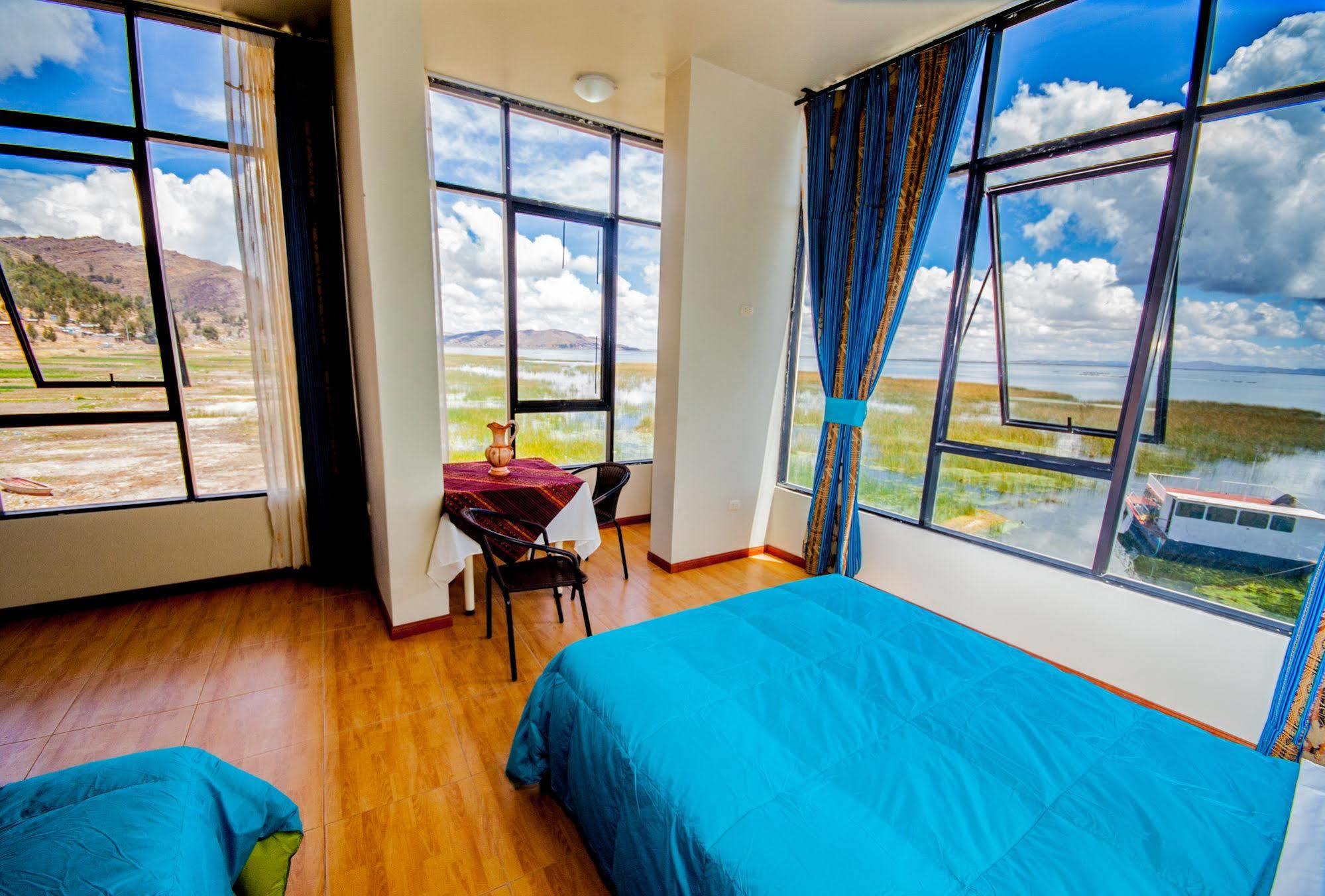 Yacht Lago Titicaca Chucuito Luaran gambar